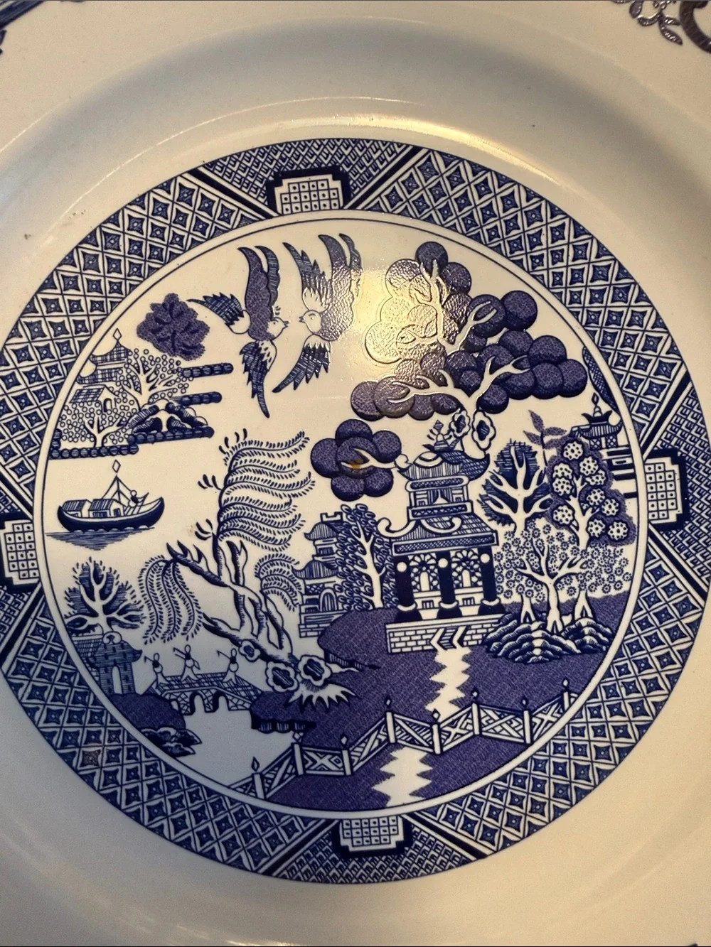 Blue Willow Pattern Ceramic DinnerPlate/s- Blue/white